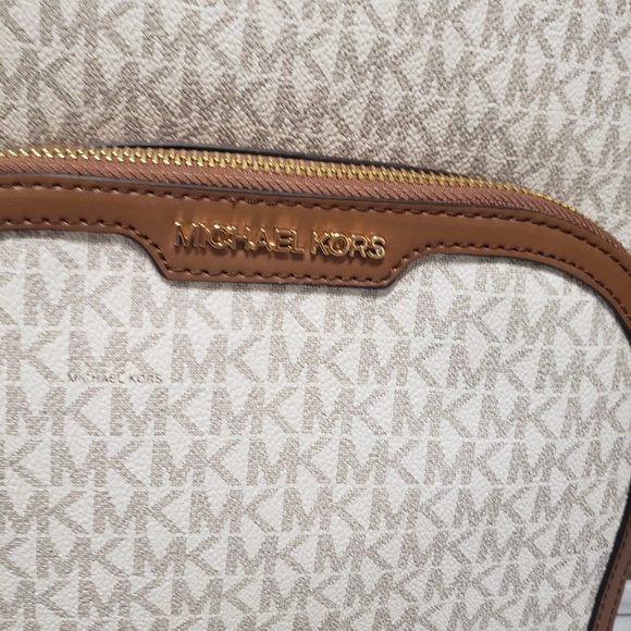 😍NWT Michael Kors Jaycee Large Backpack - Picture 2 of 6